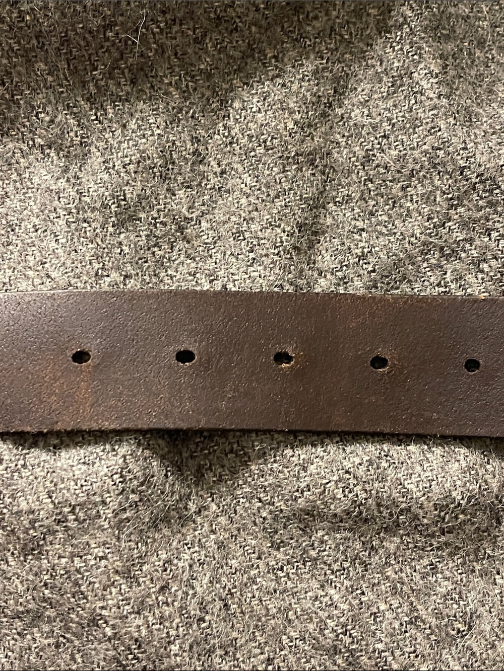 Gucci Dark Brown Leather Belt with Silver Double G Buckle - Picture 4 of 4